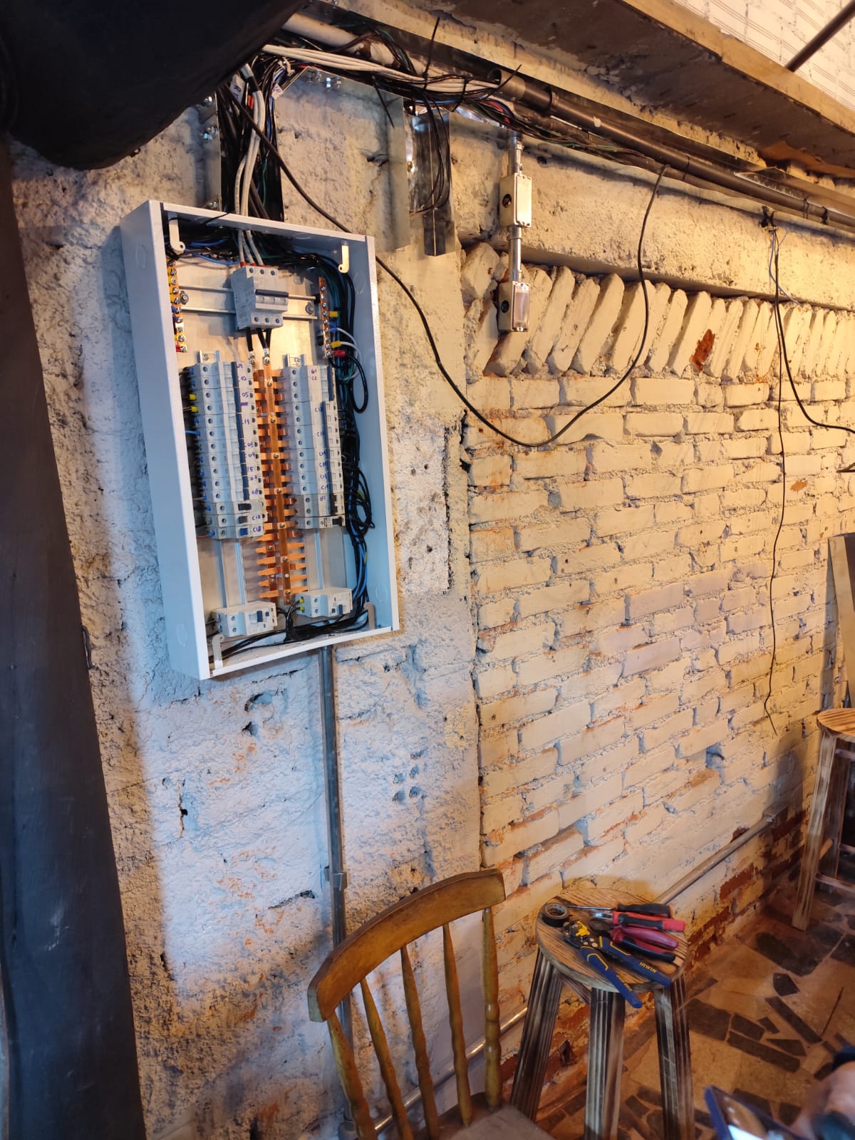 Instalações Elétricas Dona Tica - imagem 4